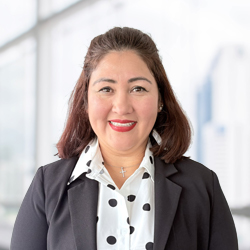 Norma Flores.